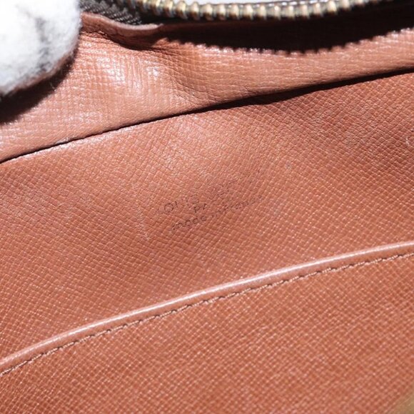 LOUIS VUITTON Monogram Compiegne 23 Clutch Bag M51847 LV Auth 122129 - Picture 14 of 16